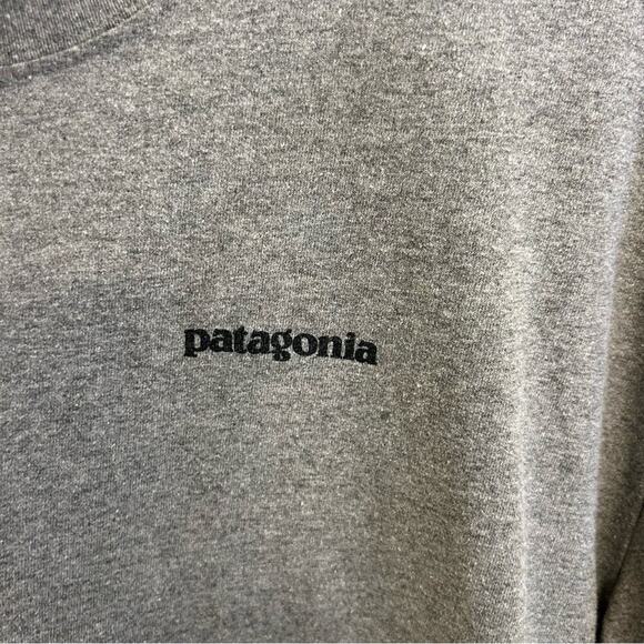 Patagonia Men's Gray T-Shirt Size L - Picture 3 of 6